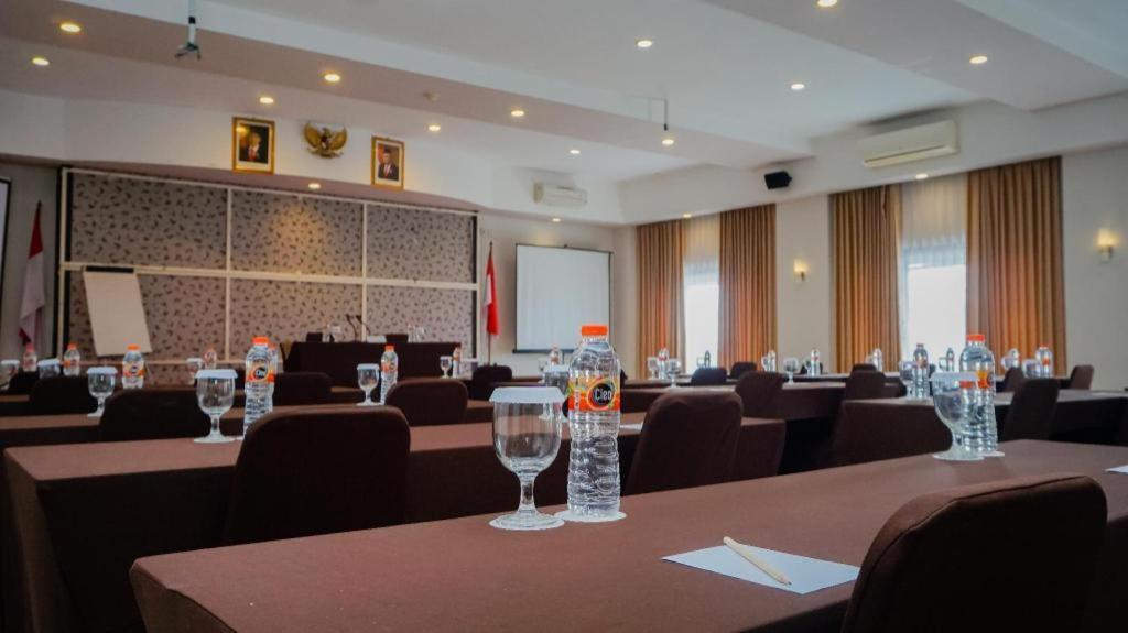 فندق Grand Malioboro يوغياكارتا المظهر الخارجي الصورة